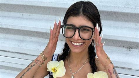 mia khalfia porno|Mia Khalifa